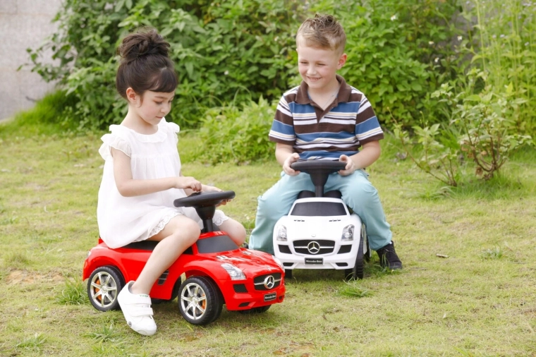 Encourages movement, coordination and imagination