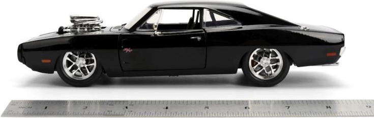 Kollektsionääri kvaliteet ja mõõtkava 1:24