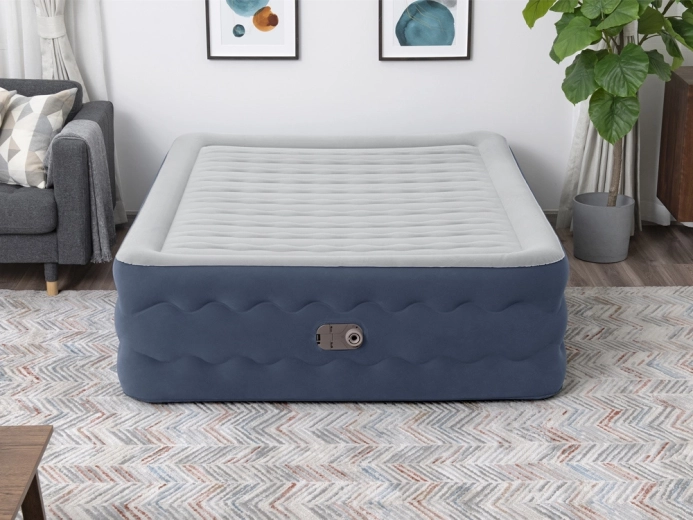 Built-in electric pump for instant use