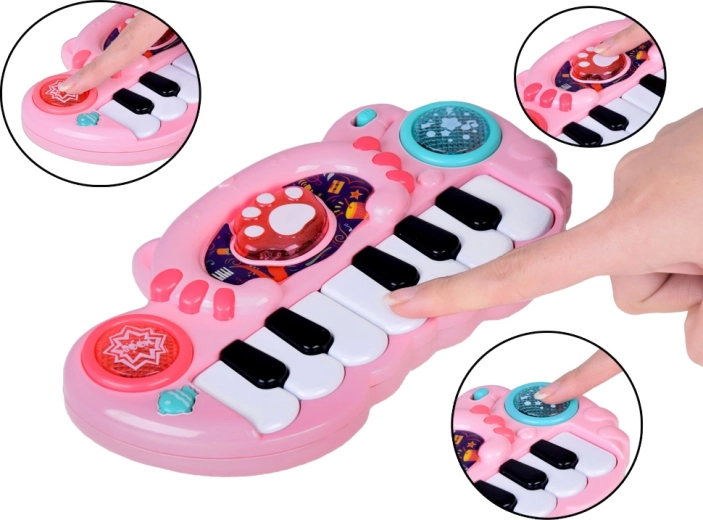 Three play modes: melodies, drums, and keyboard
