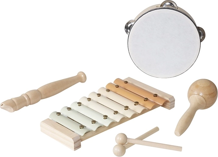 Neli pilli ühes komplektis