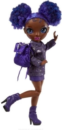 Krystal Bailey ikooniline lilla välimus