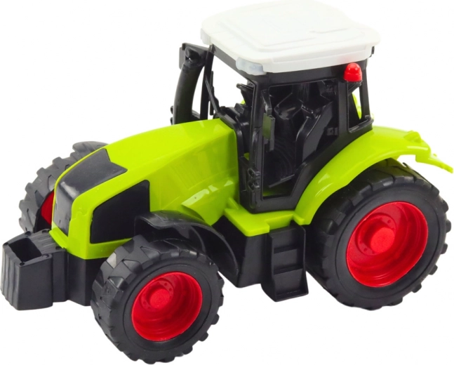 Realistlik traktor väikesele farmerile