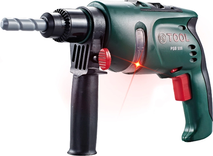 Realistlik akukruvikeeraja patareidega