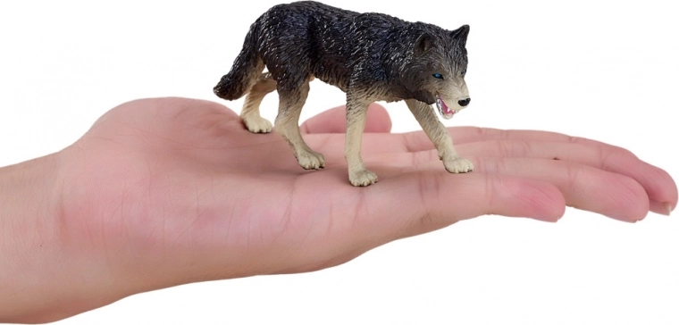 Ideal size for play and display