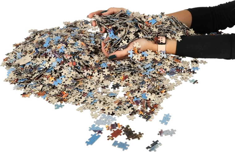Precision-cut pieces for comfortable puzzling