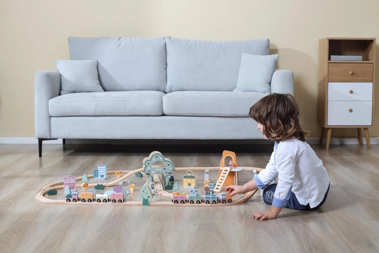 Toetab fantaasiat ja peenmotoorikat