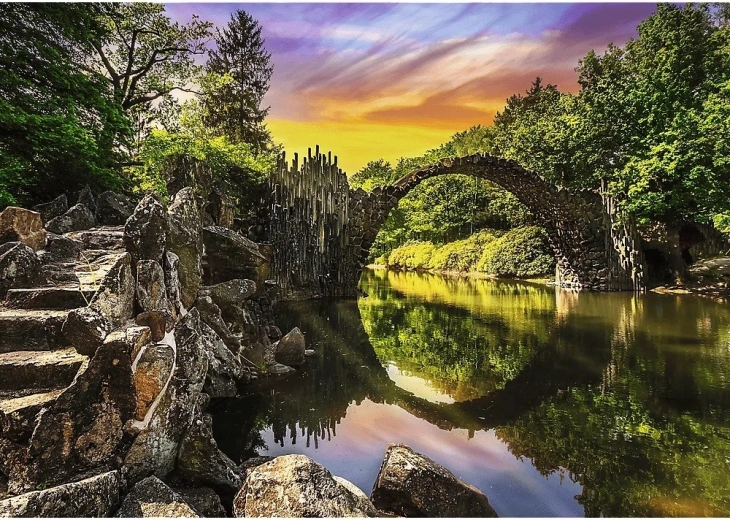 Hingematvalt kaunis Rakotzbrücke motiiv