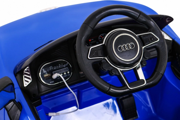 Muusika ja tuled nagu päris sportautos