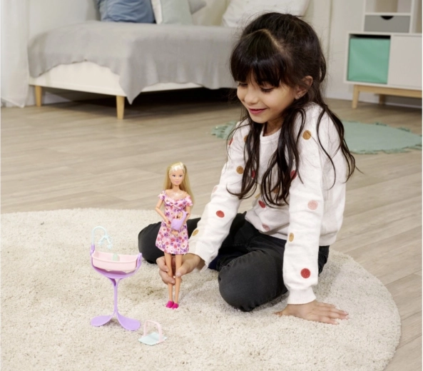 Stiilne nukk loovaks mänguks