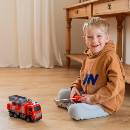 Remote control with a range of up to 6 m