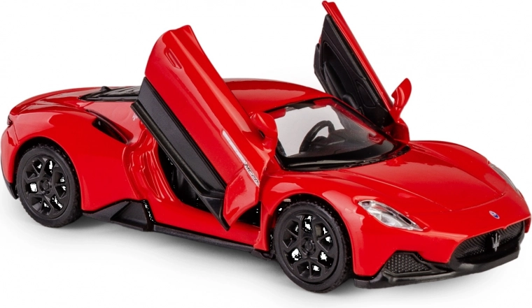 Avatavad uksed ja viimistletud interjöör