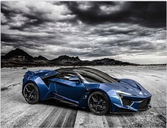 Stiilne FENYR SUPERSport motiiv