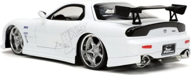 Metallist kere ja täpsed detailid