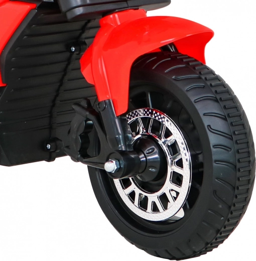 Stable three-wheel design with rubber tread