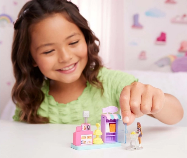 Mini BARBIE nukk alusega
