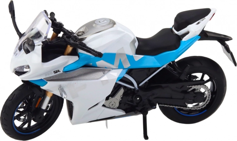 Functional details for authentic riding