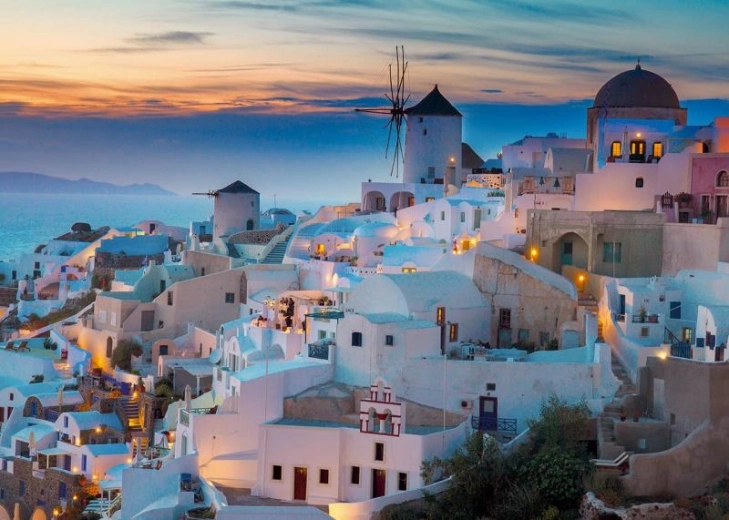 Santorini maaliline kujutlus
