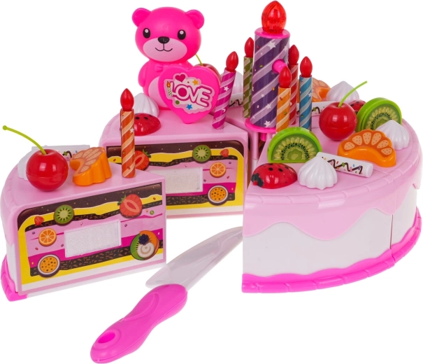 Lõigatav kook koos kaunistustega