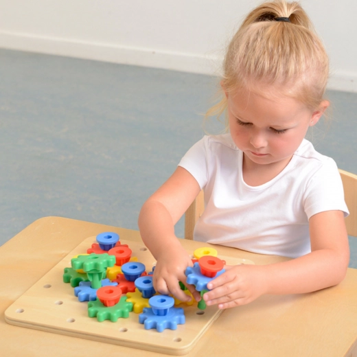Montessori hariv mänguasi