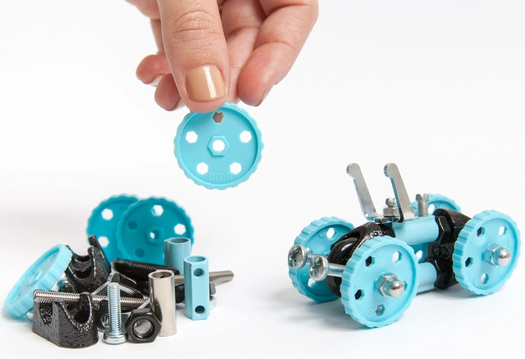 Build 3 models and more from your imagination