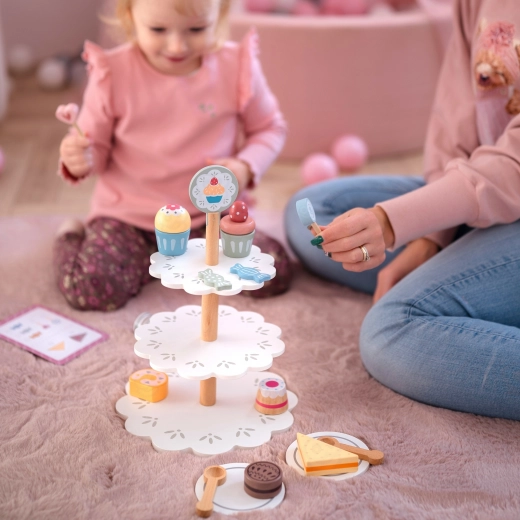 Toetab fantaasiat ja sotsiaalseid oskusi