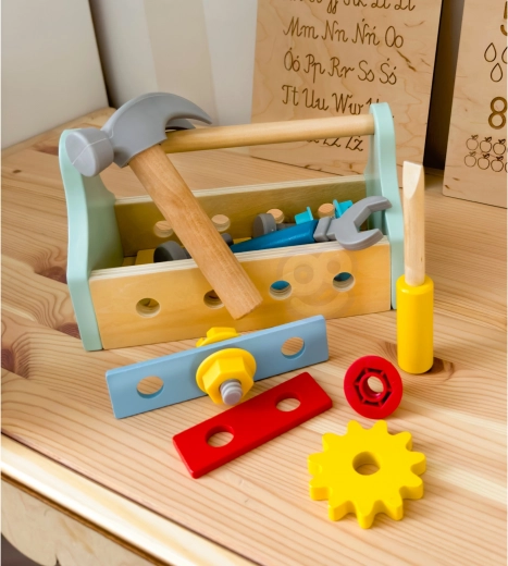 18-osaline komplekt väikestele meistritele