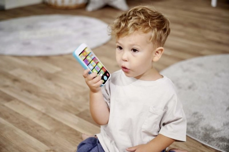 Telefonimäng nagu täiskasvanutel