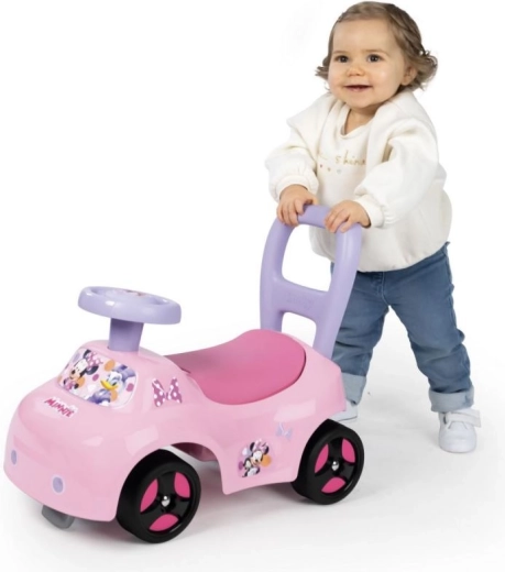 2‑ühes: käimistugi ja lükkamisauto