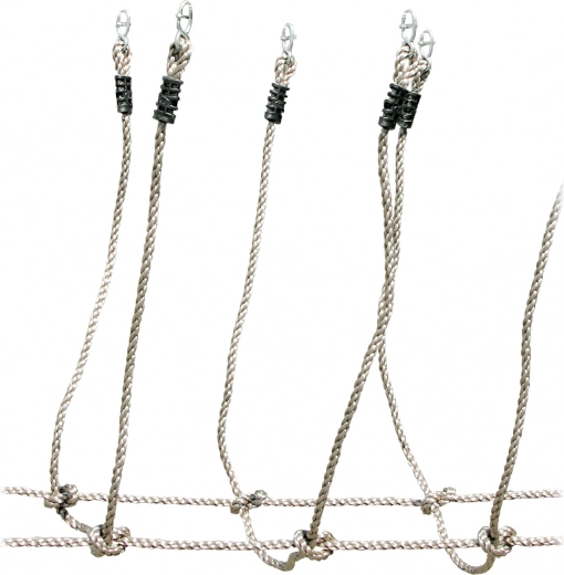 Kiire paigaldus kahe puu vahele