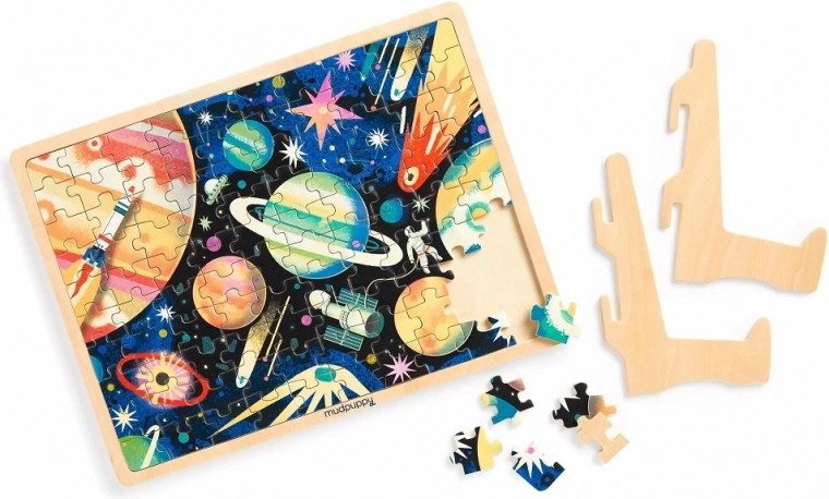 Wooden pieces and sturdy frame
