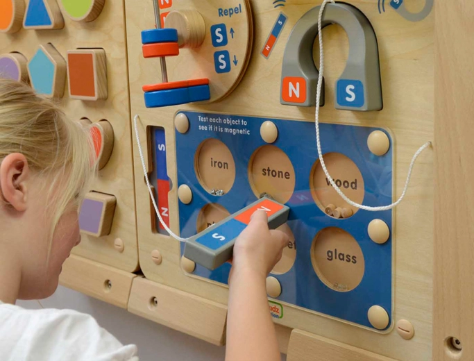 Discover magnetism through play
