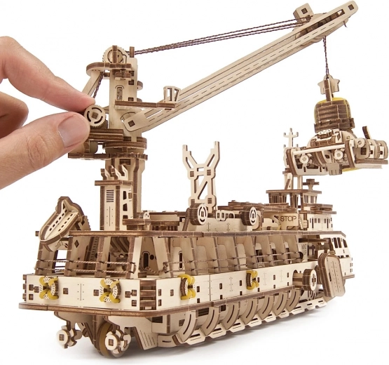 Töökraana ja haaratsitega batisfäär