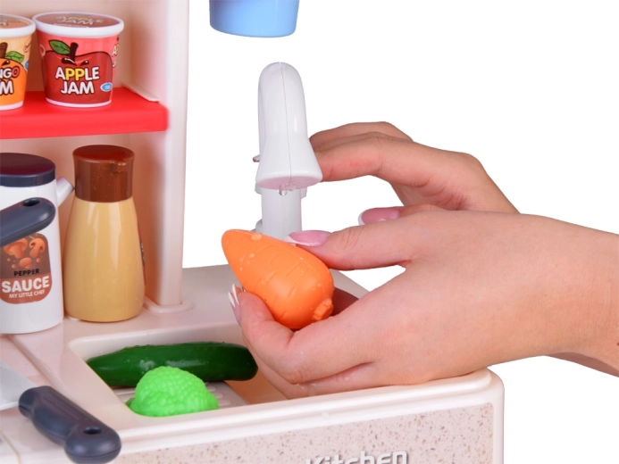 Töötav kraan veeringlusega