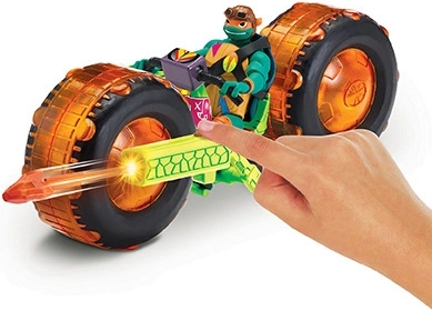 Mänguelamus koos action-figuuriga