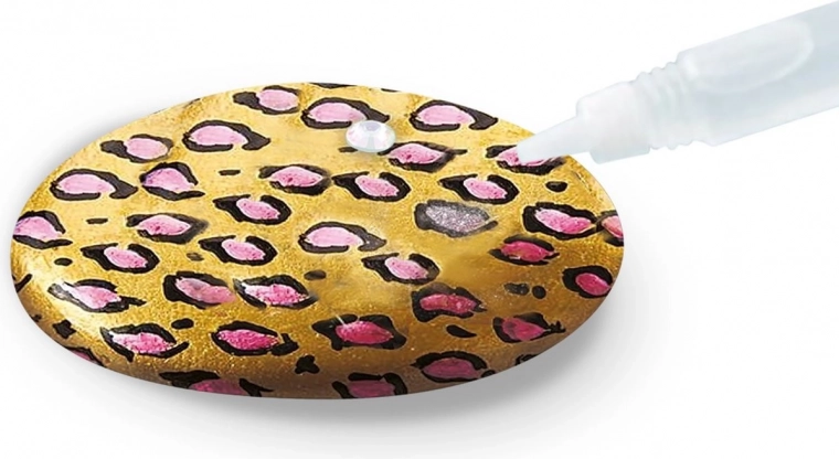 Dazzling metallic effects and surface protection