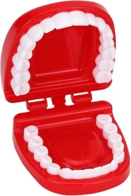 Realistlik hambaarstimäng