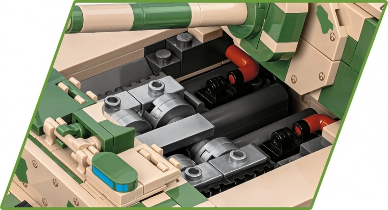 Removable engine and realistic details
