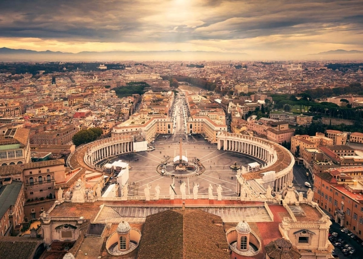Historic Rome motif