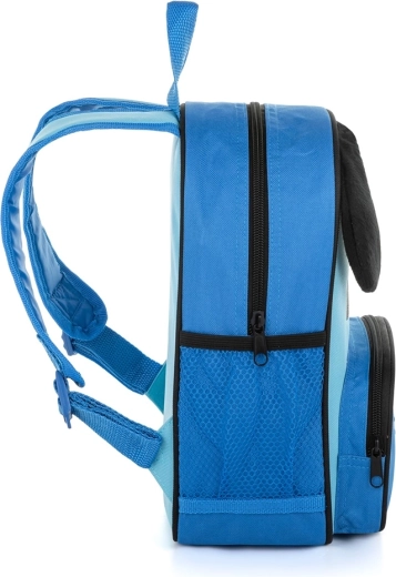Practical layout and pockets