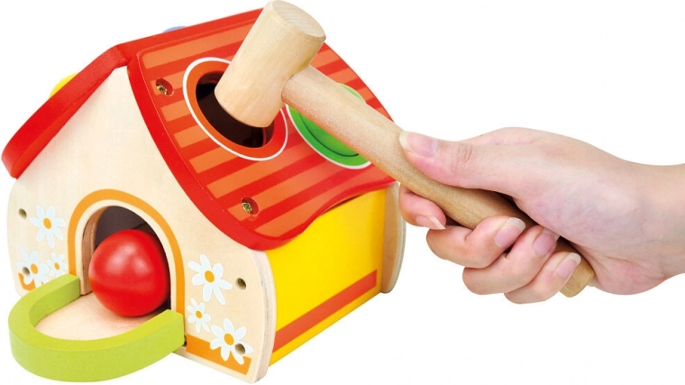 Tugev puidust teostus