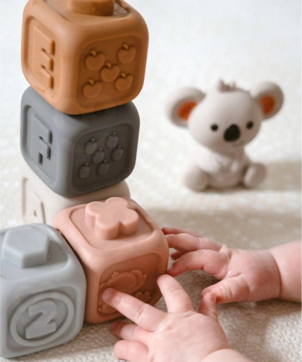 Learning numbers through play
