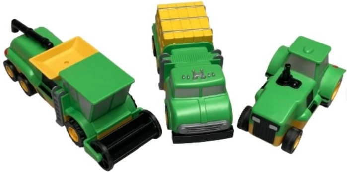 Kolm sõidukit loovaks talumänguks