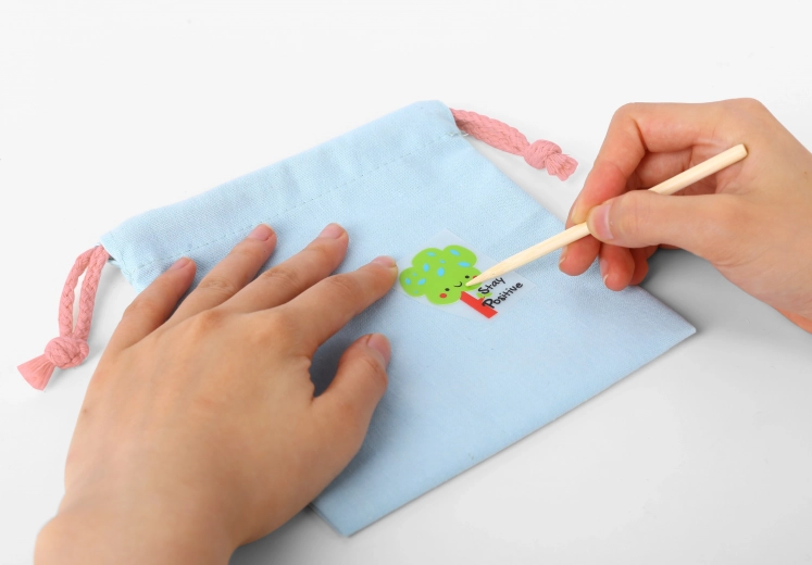 Lihtne paigaldus ilma liimi ja käärideta