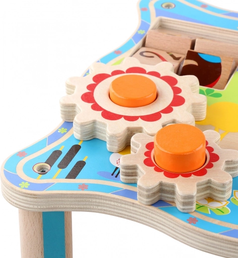 Pöörlevad hammasrattad ja helmed rajal