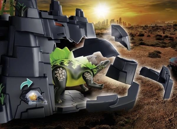 Dinosaurus koorub kivist