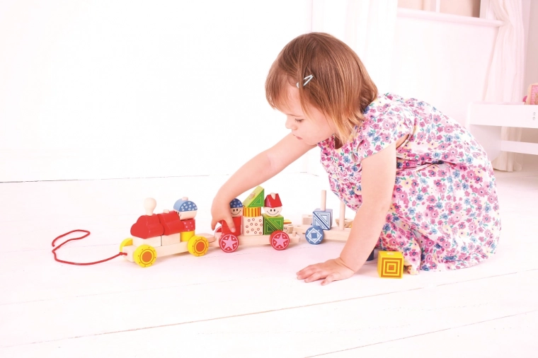 Pull-along train for active play