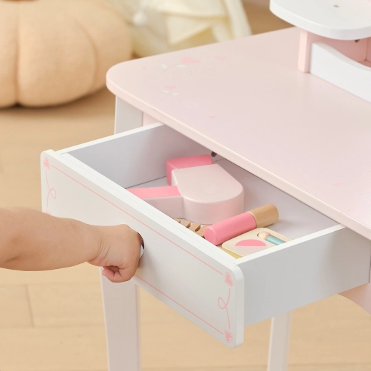 Praktiline sahtel ja riiulid