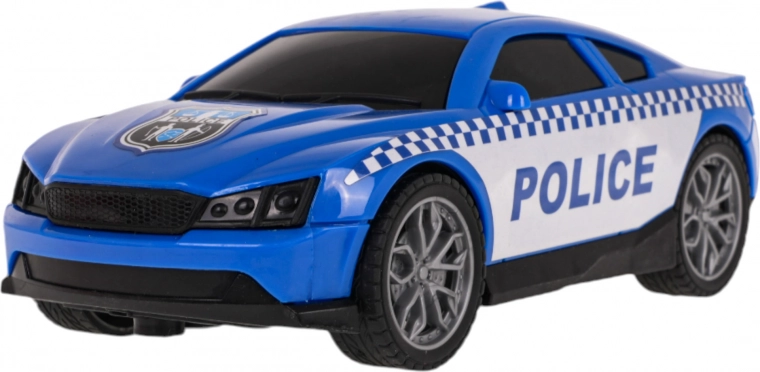 Politseiauto kummirehvidega