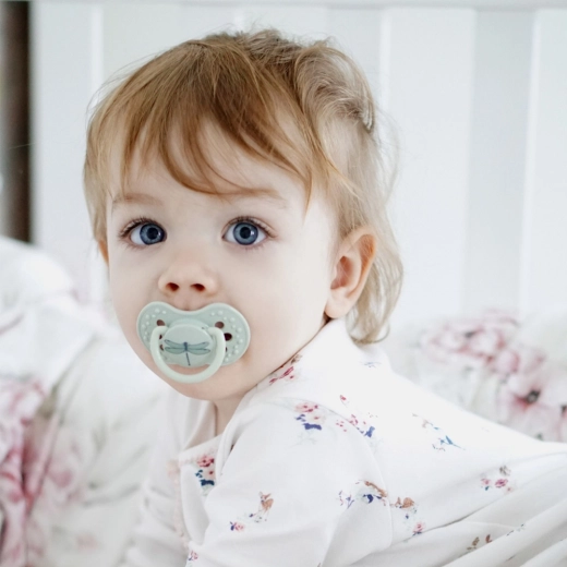 Dünaamiline silikoonots, mis matkib loomulikku imemist